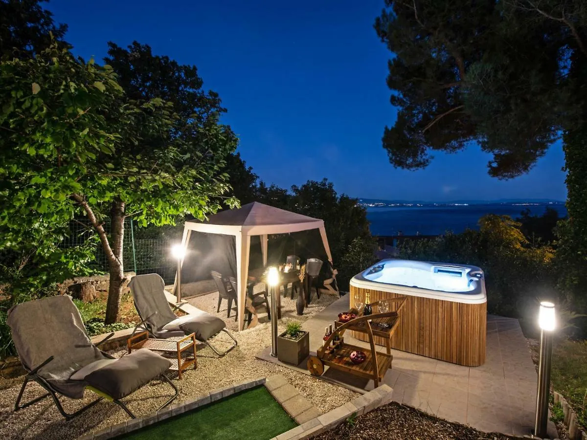 Holiday Home M By Interhome Volosko